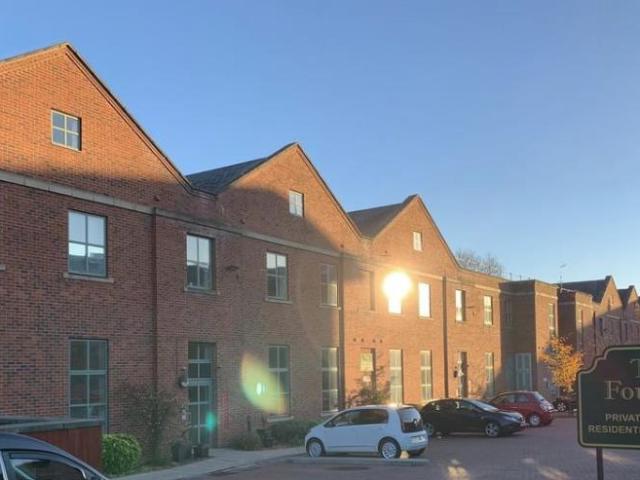 Apartment for rent in Loundsley Green, East Midlands