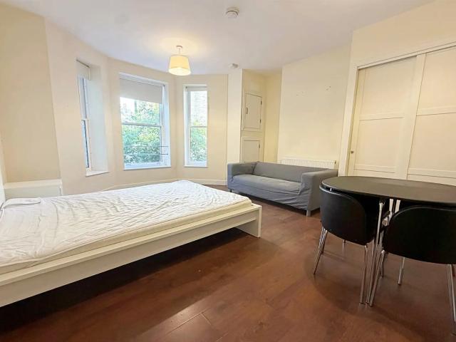 Apartment for rent in West Cliff, Bournemouth