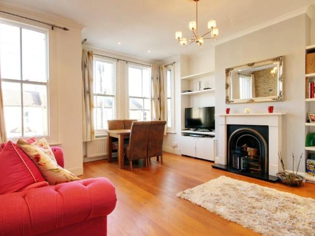 Apartment for rent in Woodford Green, Greater London
