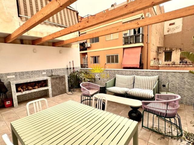 Casa en alquiler en Casco Antiguo - Santa Cruz - Ayuntamiento, l'Alacantí