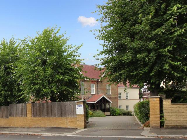 Apartment for rent in London Borough of Ealing, Greater London