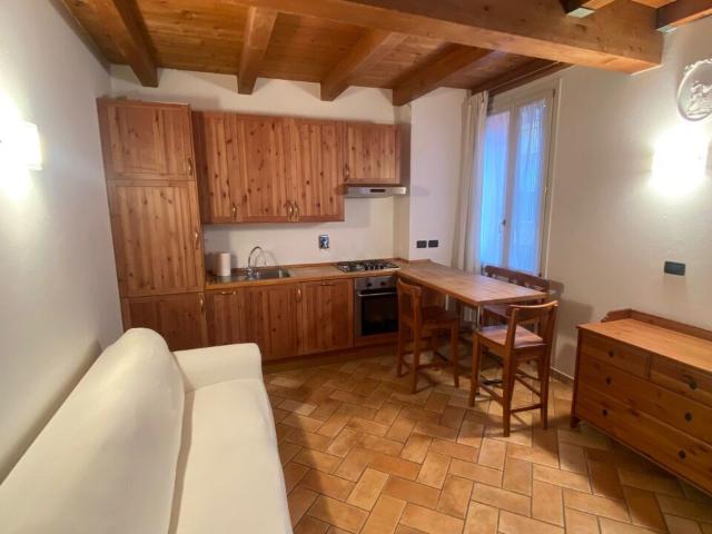 Appartamento in affitto a Centro storico, Brenzone