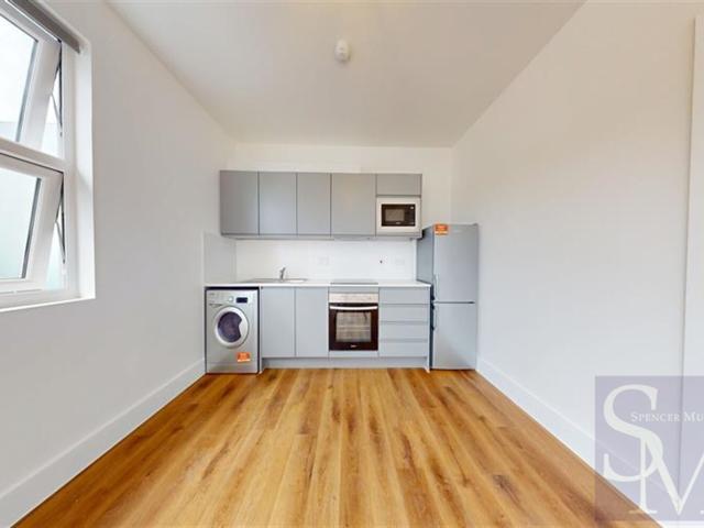 Apartment for rent in Epping, Essex