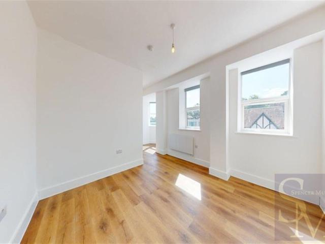 Apartment for rent in Epping, Essex