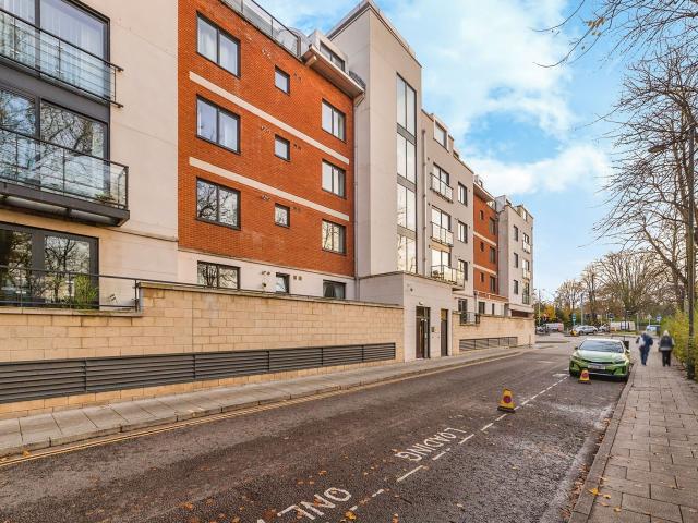 Apartment for rent in Heigham Grove, East Bank