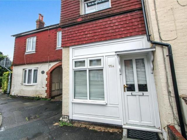 Apartment for rent in Petersfield, Bolton Low Houses