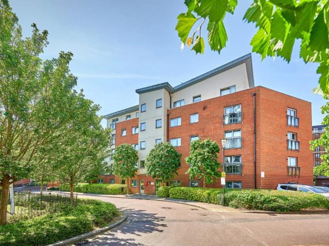 Apartment for rent in St Albans, Five Acres