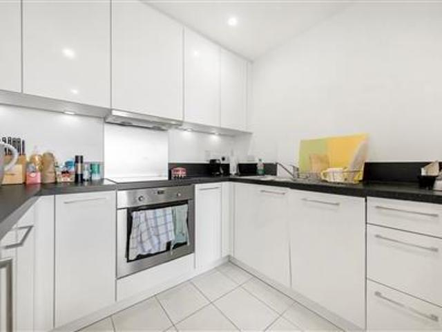 Apartment for rent in Putney, Greater London