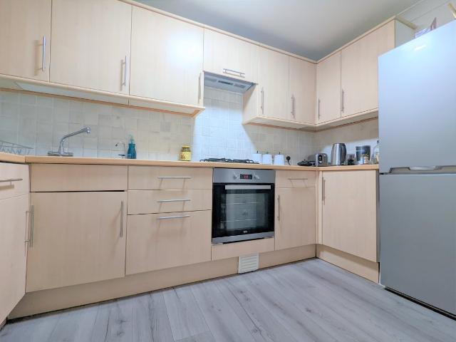 Apartment for rent in Southgate, Oakwood