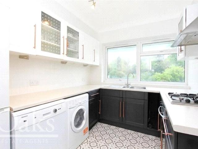 Apartment for rent in London Borough of Croydon, Greater London