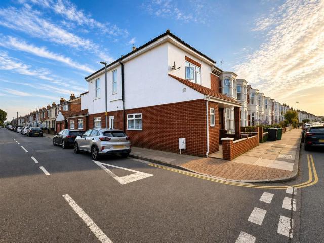 Apartment for rent in Buckland, City Of Portsmouth