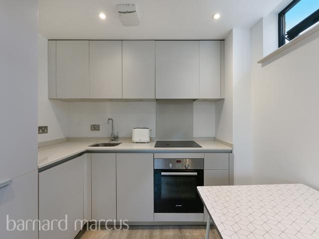Apartment for rent in London Borough of Hounslow, Greater London