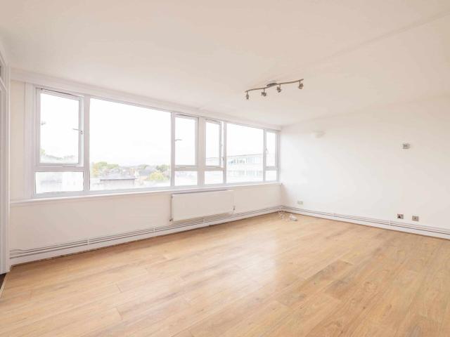 Apartment for rent in Clewer Village, Windsor