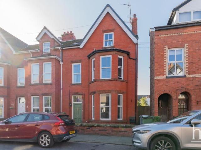 Apartment for rent in Grange, West Kirby