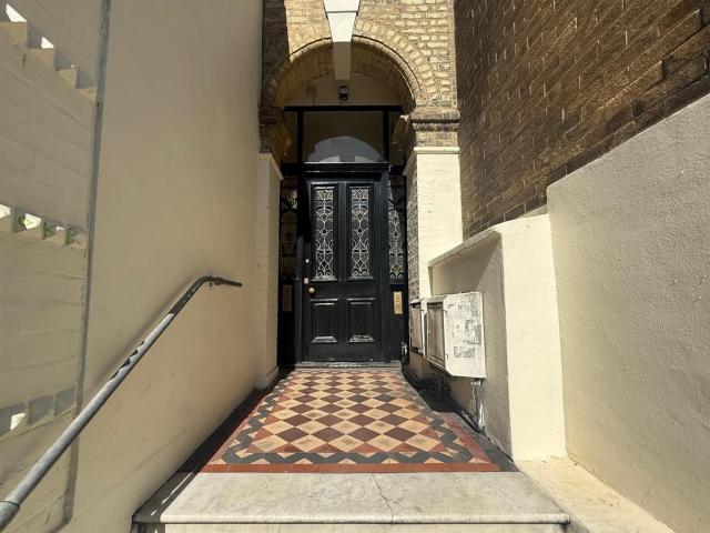 Apartment for rent in Portslade by Sea, Hove