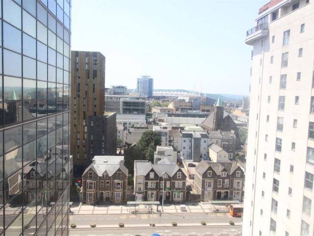 Apartment for rent in Crockherbtown, Falcon Lodge
