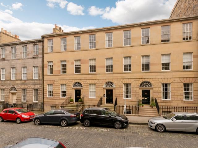 Apartment for rent in Silvermills, Scotland