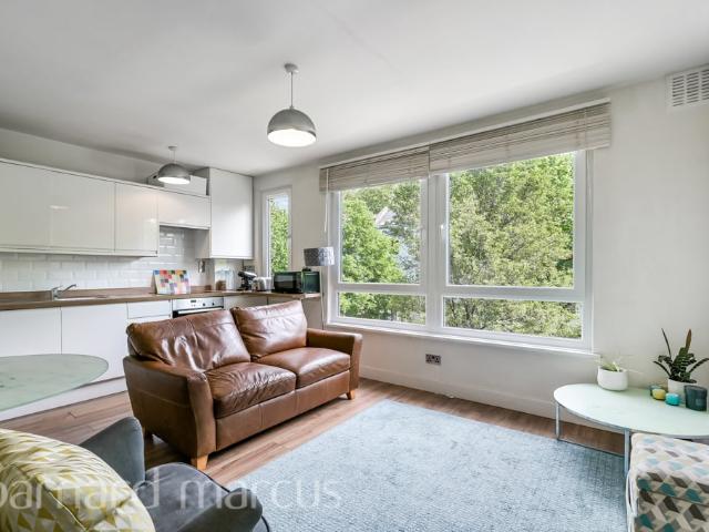 Apartment for rent in Notting Hill, Greater London
