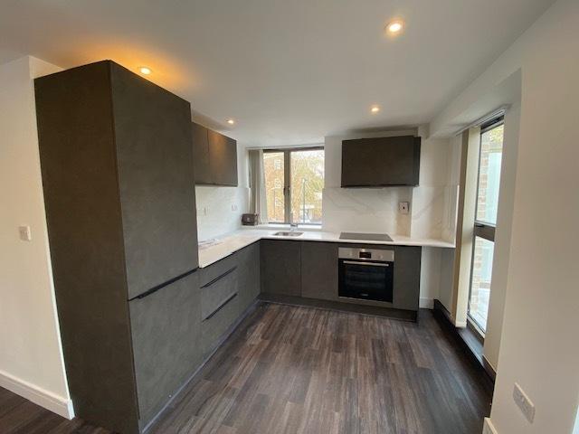 Apartment for rent in Rhydypenau, Falcon Lodge
