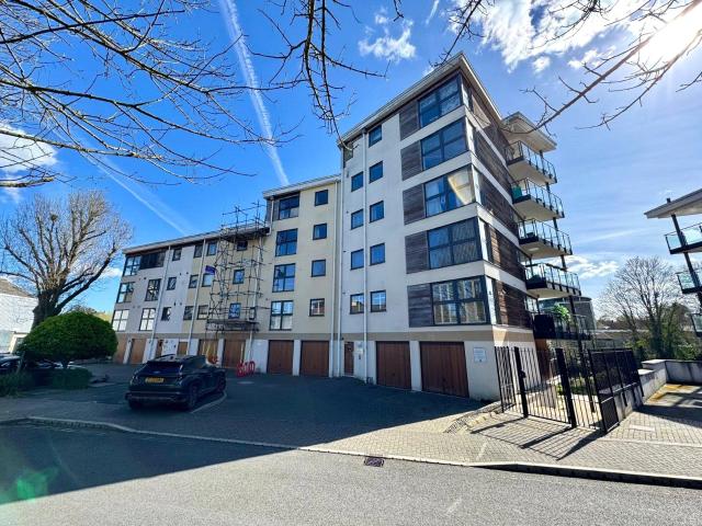Apartment for rent in Midway, Kent