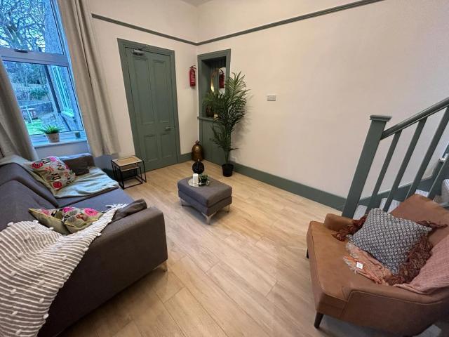 Apartment for rent in Ashgrove, Ballindoch
