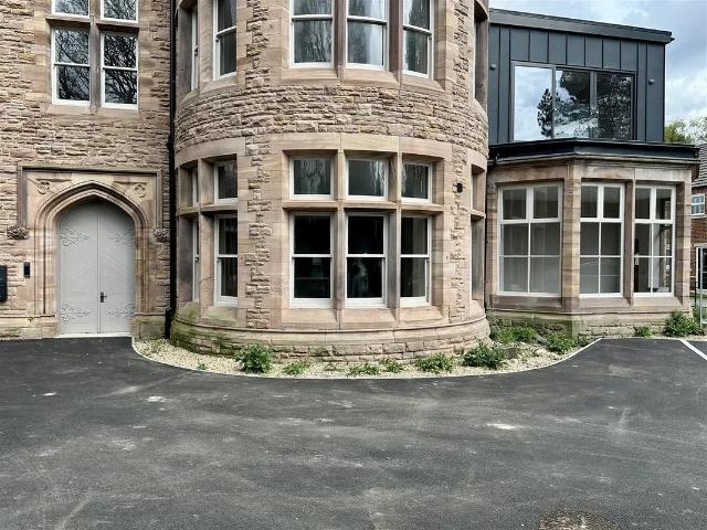 Apartment for rent in Herringthorpe, South Yorkshire