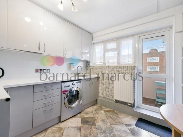 Apartment for rent in Colney Hatch, Isle Of Man