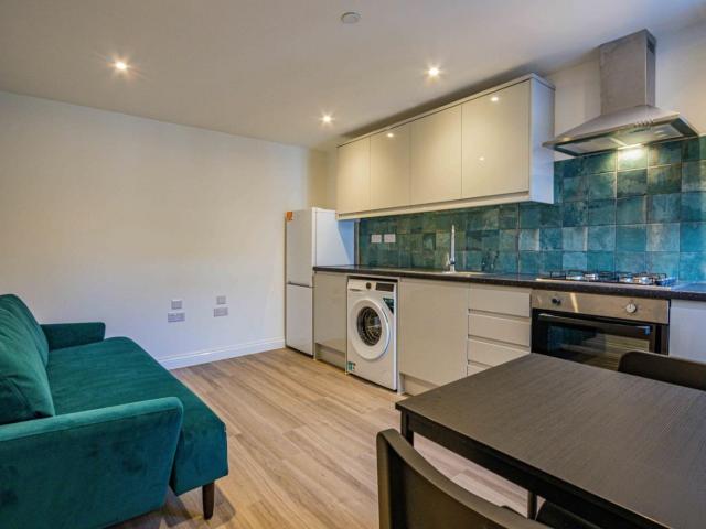 Apartment for rent in Maindy, Cardiff