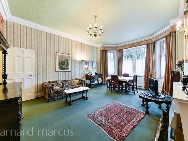 Apartment for rent in London Borough of Ealing, Park Royal