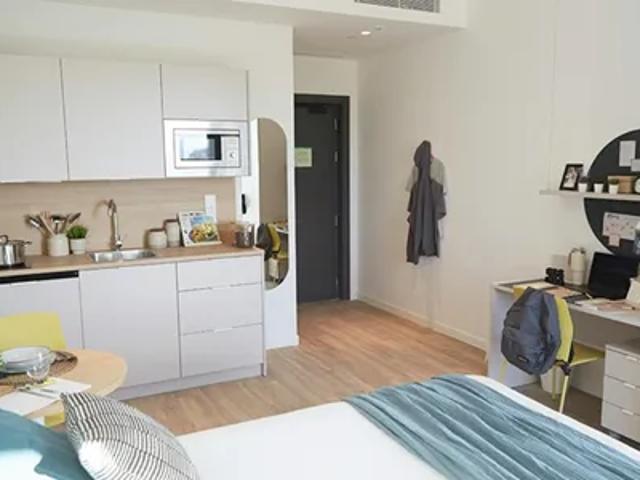 Apartamento en alquiler en Cornellà De Llobregat, Barcelona