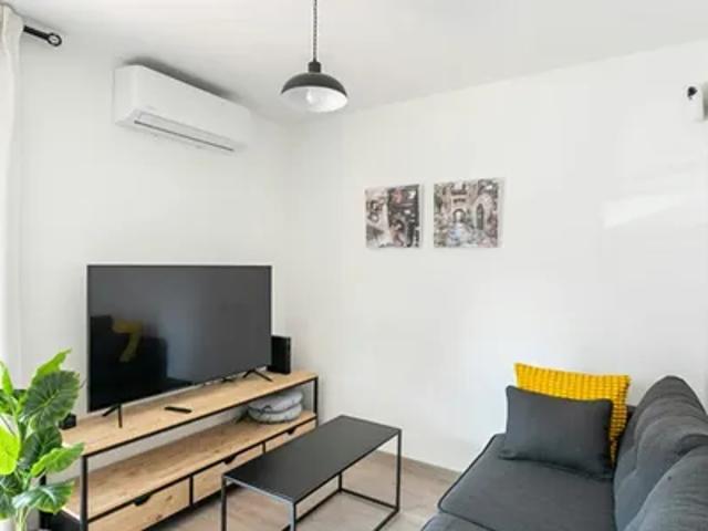 Apartamento en alquiler en Cornellà De Llobregat, Barcelona