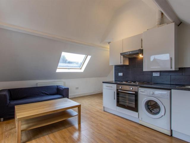 Apartment for rent in Leckwith, Cardiff