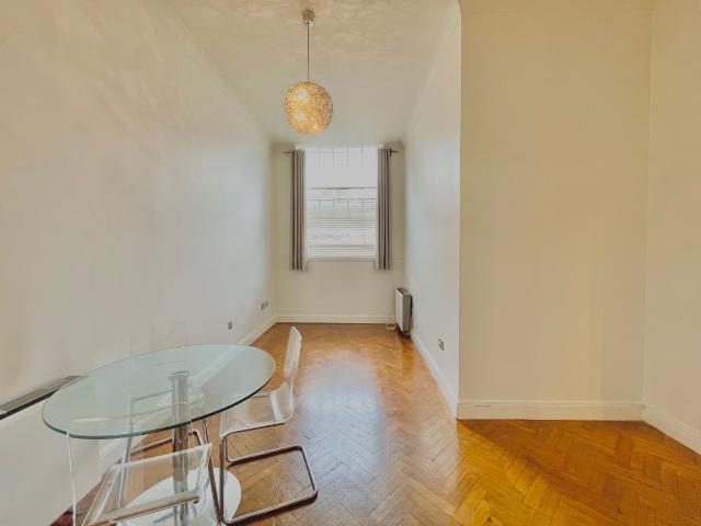 Apartment for rent in Palmers Green, Greater London