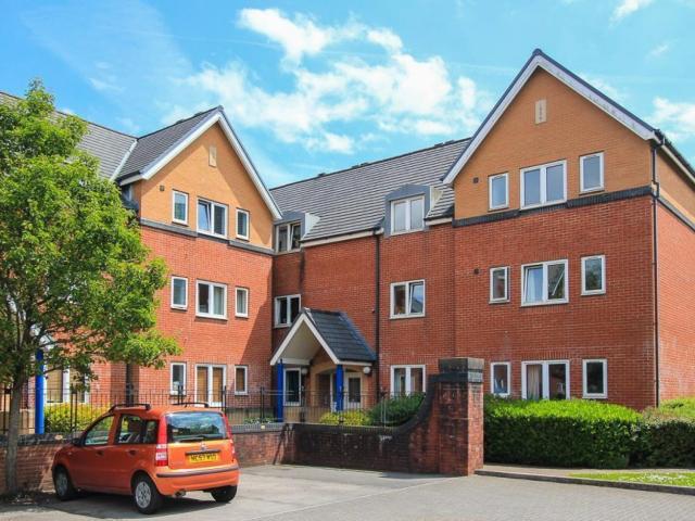 Apartment for rent in Falcon Lodge, Wales