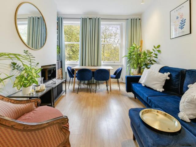 Apartment for rent in Earl's Court, Greater London
