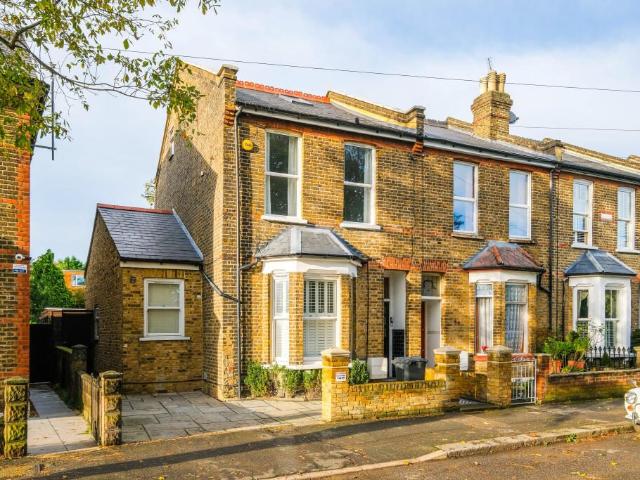 Apartment for rent in South Woodford, Greater London