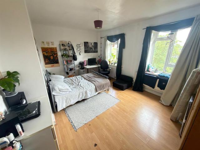 Apartment for rent in Chalk Farm, Greater London