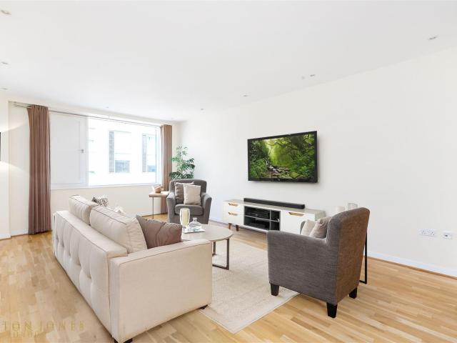 Apartment for rent in Westminster, Greater London