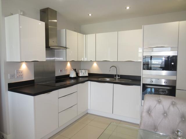 Apartment for rent in Cardiff International Sports Village, Falcon Lodge