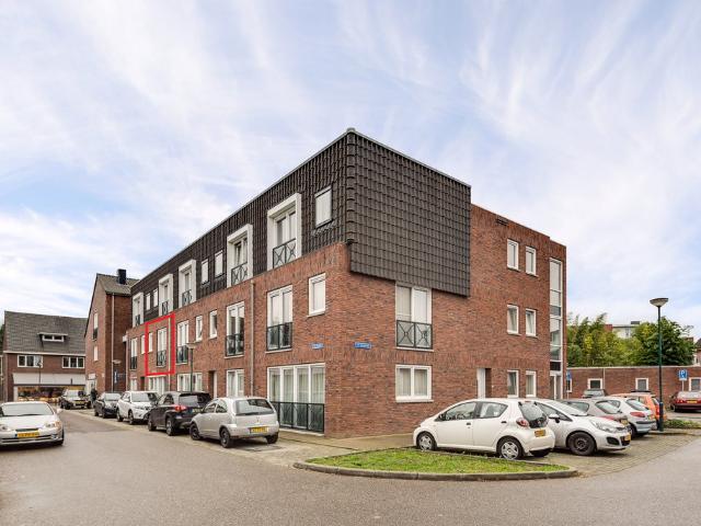 Appartement te huur in Heythuysen, Limburg
