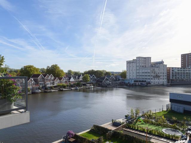Appartement te huur in Zaandam, Noord Holland