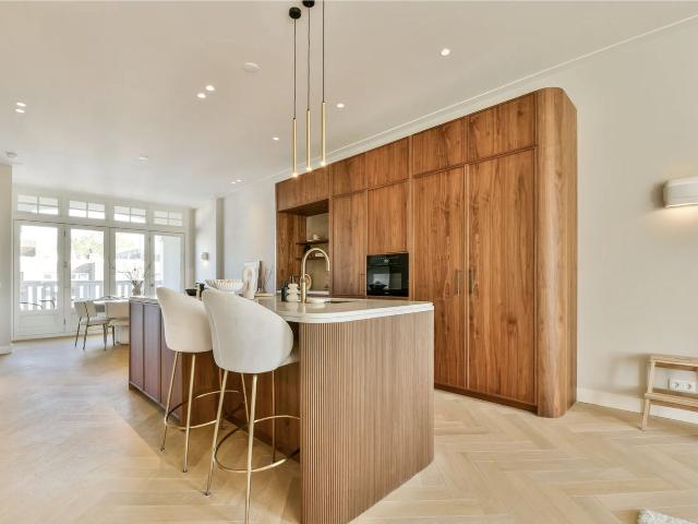 Appartement te huur in Zuid, Amsterdam