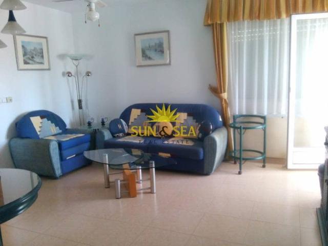 Apartamento en alquiler en Dehesa de Campoamor, Orihuela