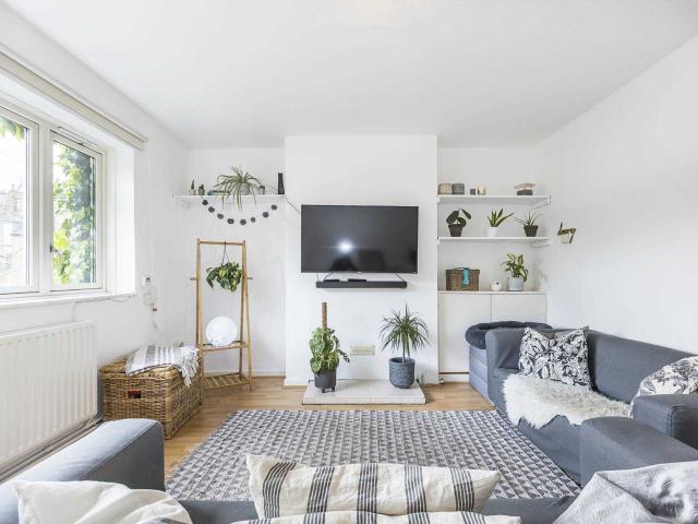Apartment for rent in Chalk Farm, Greater London