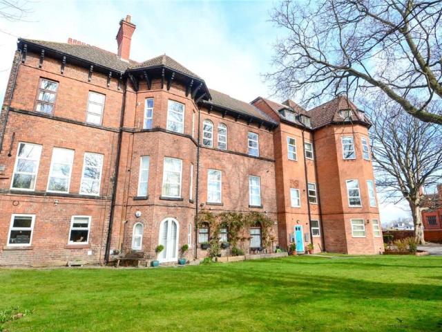Apartment for rent in Claughton, Oxton