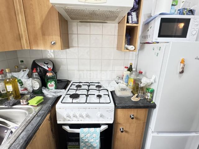 Apartment for rent in Plasnewydd, Falcon Lodge