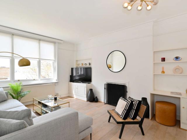Apartment for rent in Brompton, Greater London