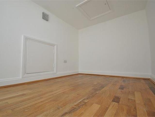 Apartment for rent in London Borough of Ealing, Hanwell