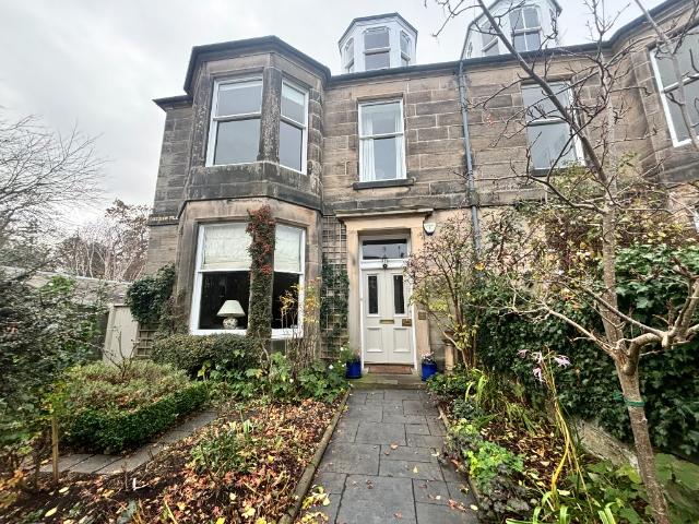 Apartment for rent in Mayfield, Newington