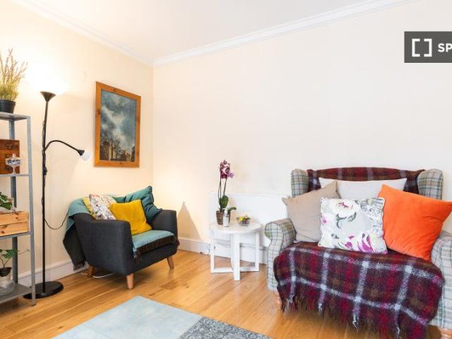 Apartment to rent in Bluebell, North Tipperary